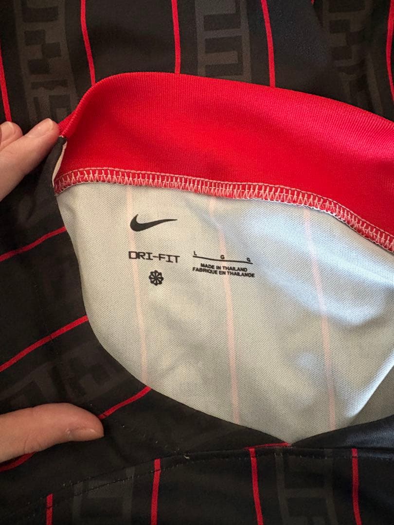 Liverpool lebron Nike DRI-FIT シャツ ユニフォーム