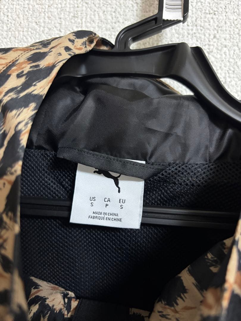 Puma ヒョウ柄ウィンドブレーカー Sサイズ