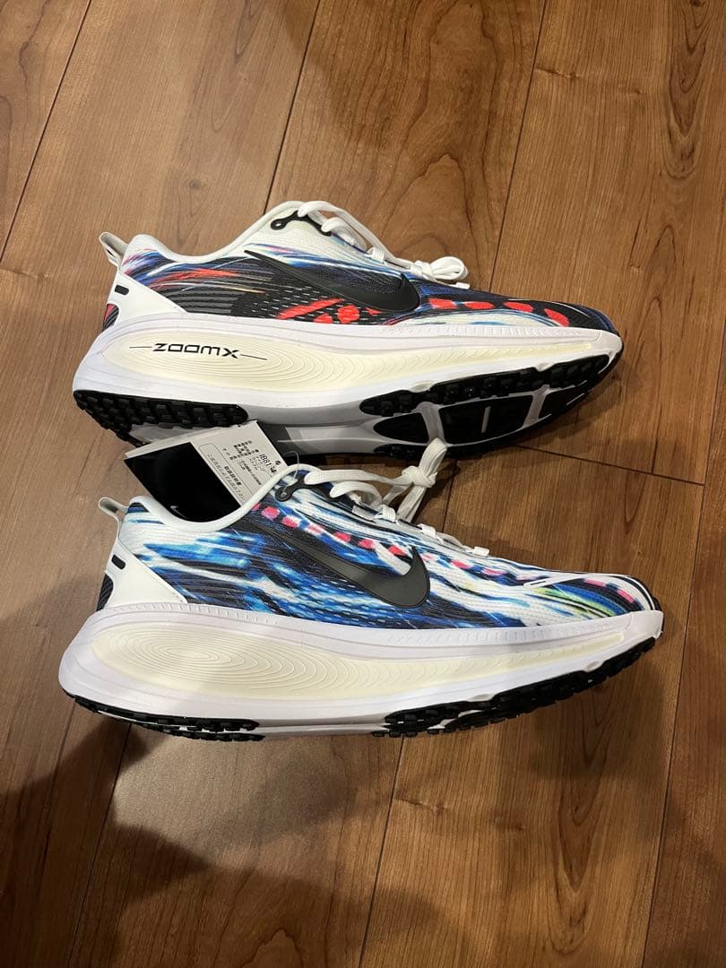 【新品】Nike ランニングシューズ ボメロ vomelo 18SE 27cm