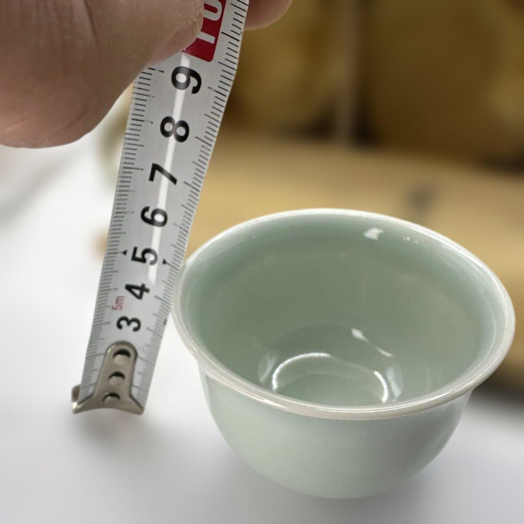 【共箱付き】京焼 清水焼 雅彦作 煎茶碗 湯呑み 茶道具 浮彫り 茶碗 2個