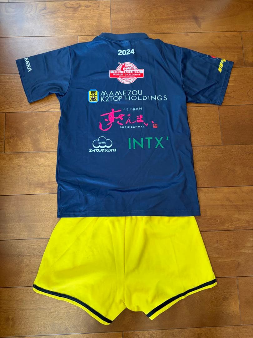中央大学バレーTシャツ　サイズ Ｌ　鎮西風短パン　サイズXL 上下練習セット
