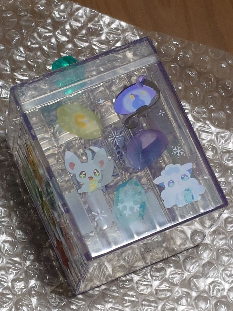 ポケモンセンター クリアポット SHINKA NO ISHI