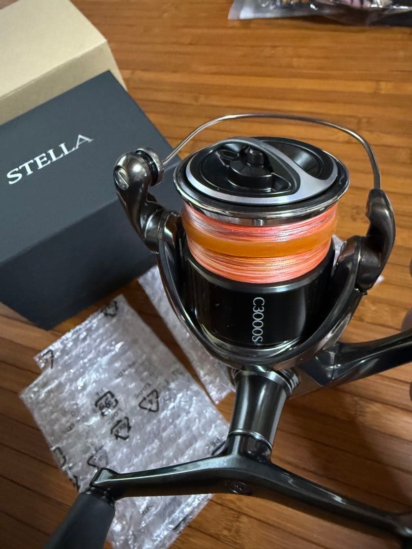 STELLA C3000SDH スピニングリール