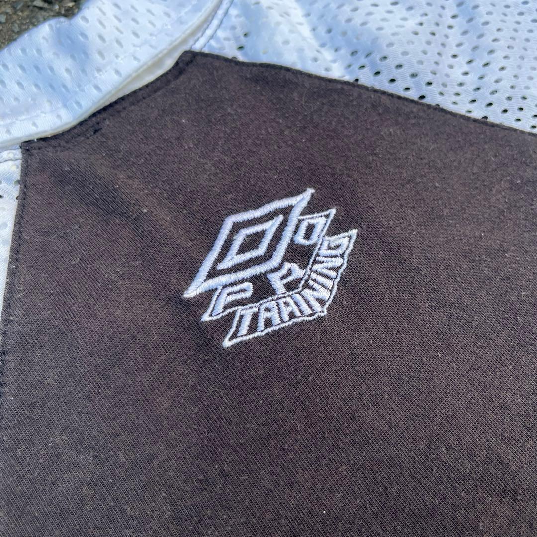 80~90’s old Umbro メッシュゲームシャツ 襟付き 刺繍ロゴ