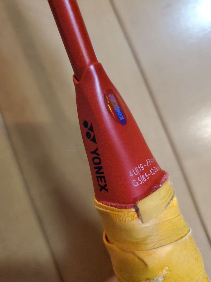 ジャンク　YONEX バドミントンラケット ARC SABER 11PRO