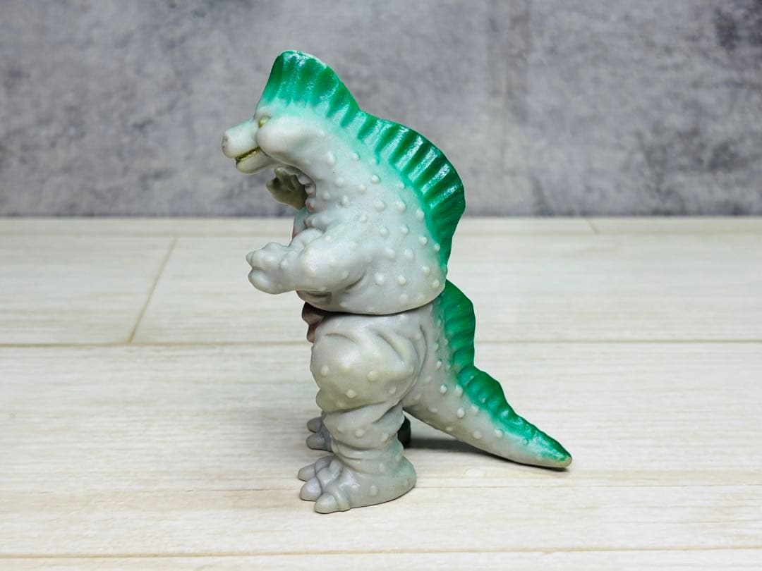 レトロ 当時物 パチモン 怪獣 パチモノ ソフビ フィギュア