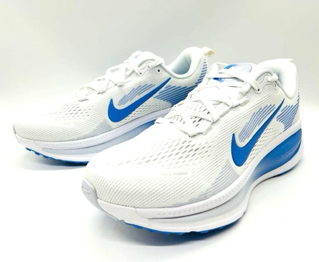 【新品】NIKE ウィメンズ ズーム ボメロ 18/26.5cm