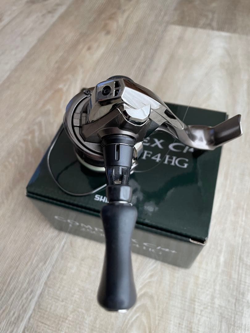 SHIMANO 17COMPLEX CI4 C2500S F4 HG USED品