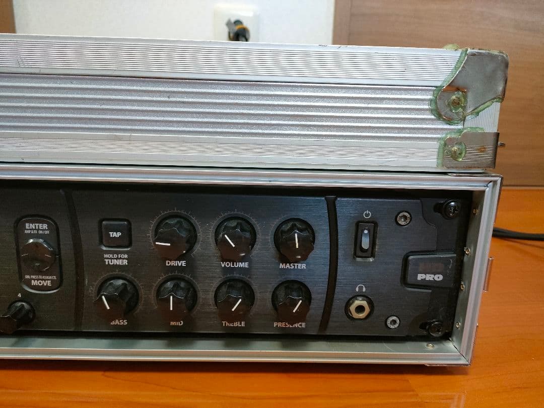 LINE6 POD HD Pro X ラックケース付き
