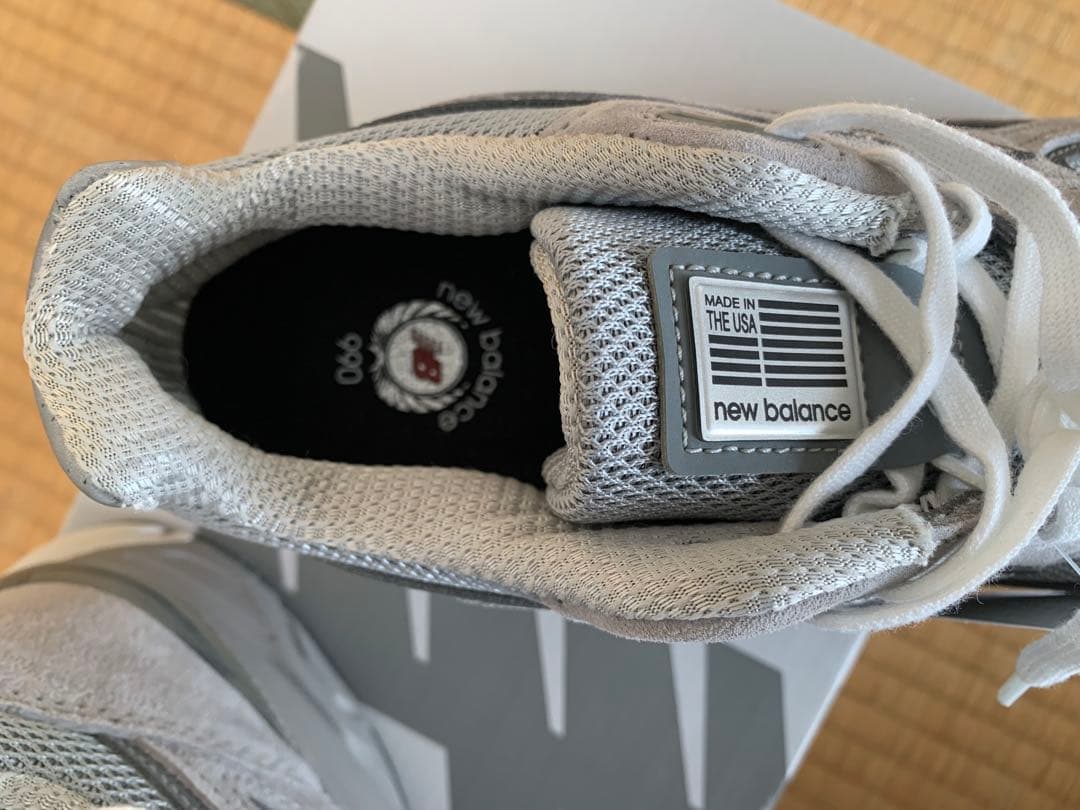 new balance スニーカー グレー 新しいタグ付き