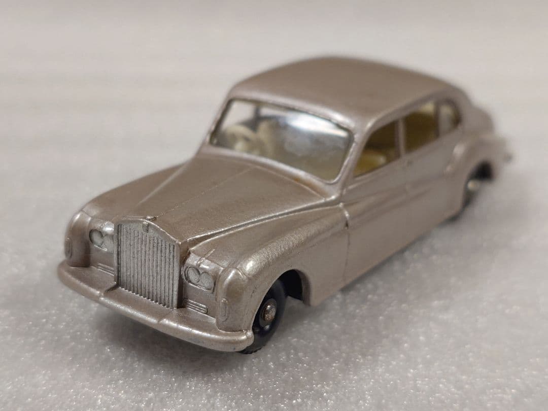 ミニカー MATCHBOX No.44 ROLLS-ROYCE PHANTOM V