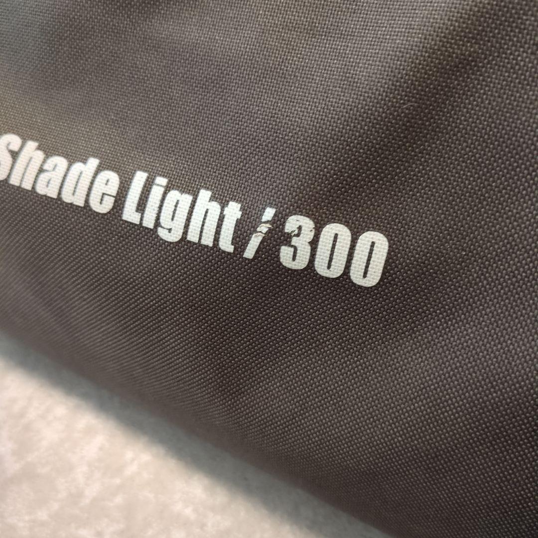 Coleman　300サンシェード　ベージュ