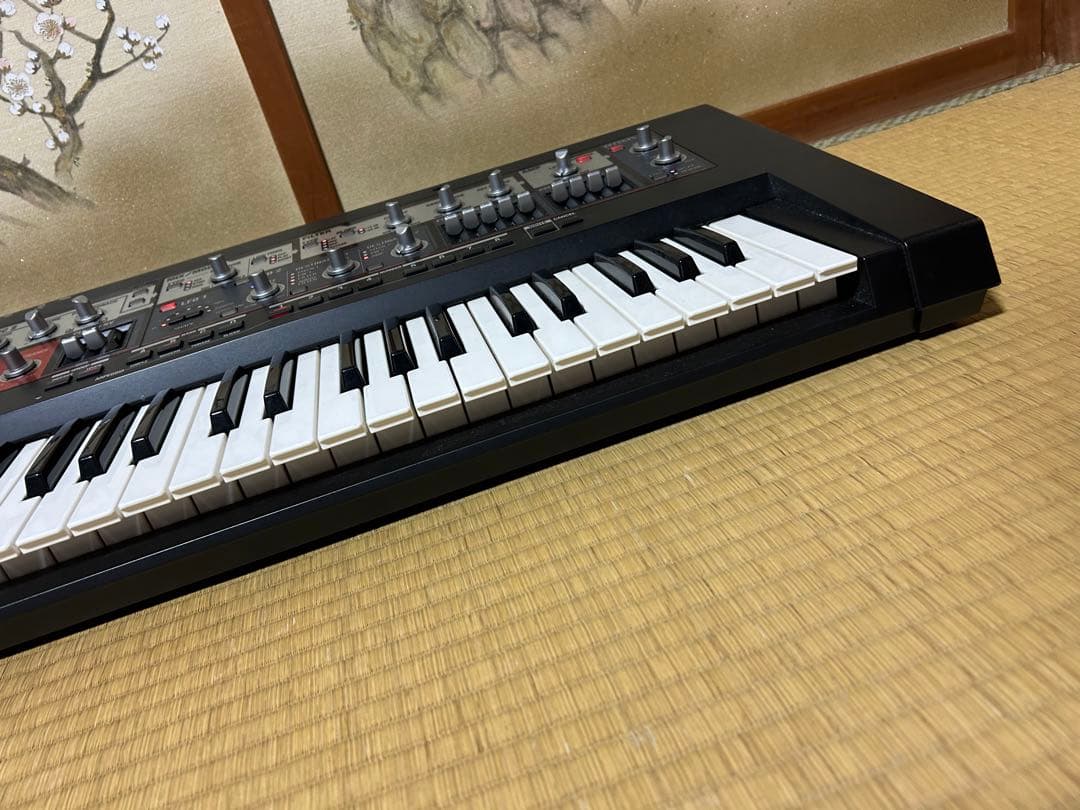 ローランド SH-201 アナログ(モデリング)シンセサイザー