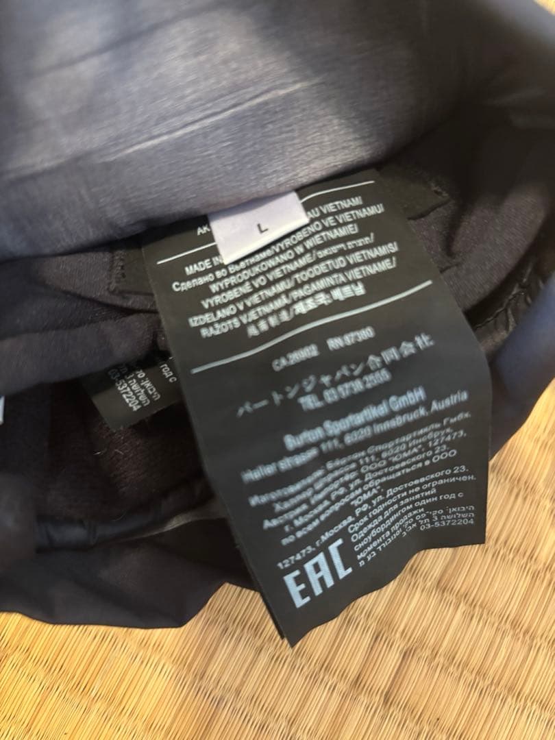 burton ak GORE-TEX Lサイズ上下　小物色々