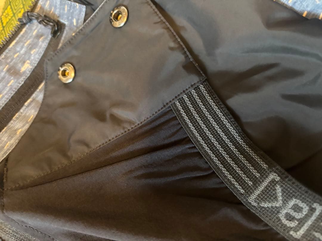 burton ak GORE-TEX Lサイズ上下　小物色々
