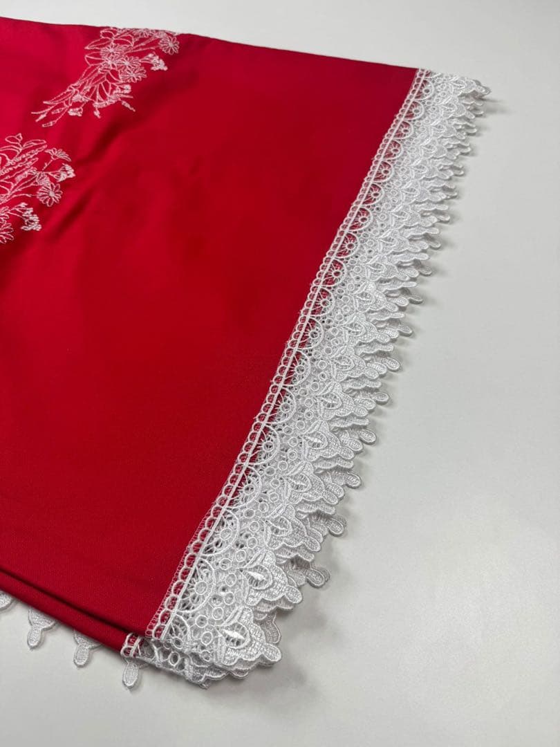 ハンドメイド テーブルクロス レッド×ホワイトレース 新品