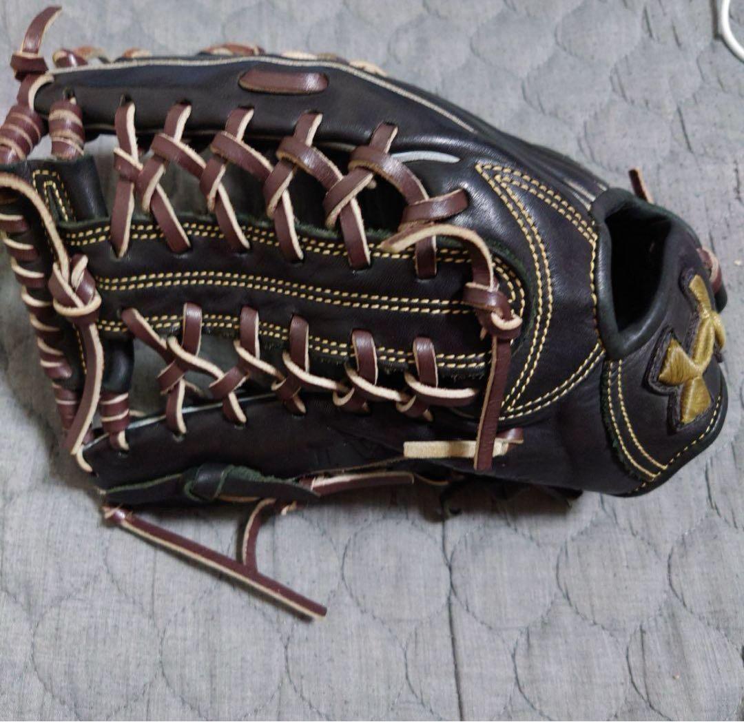 超美品Under Armour 軟式グローブ ダークブラウン