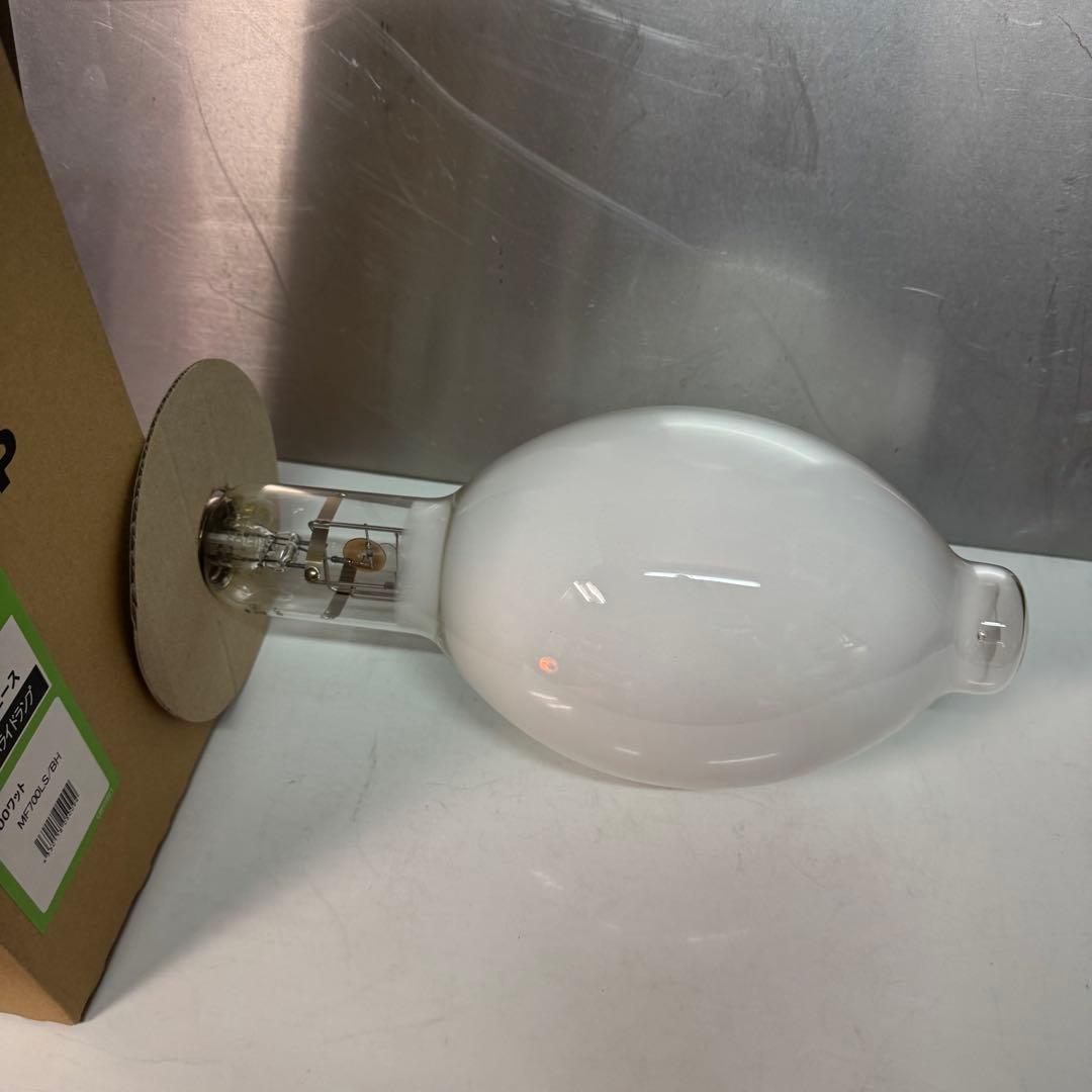 メタルハライドランプ 700W 岩崎電気
