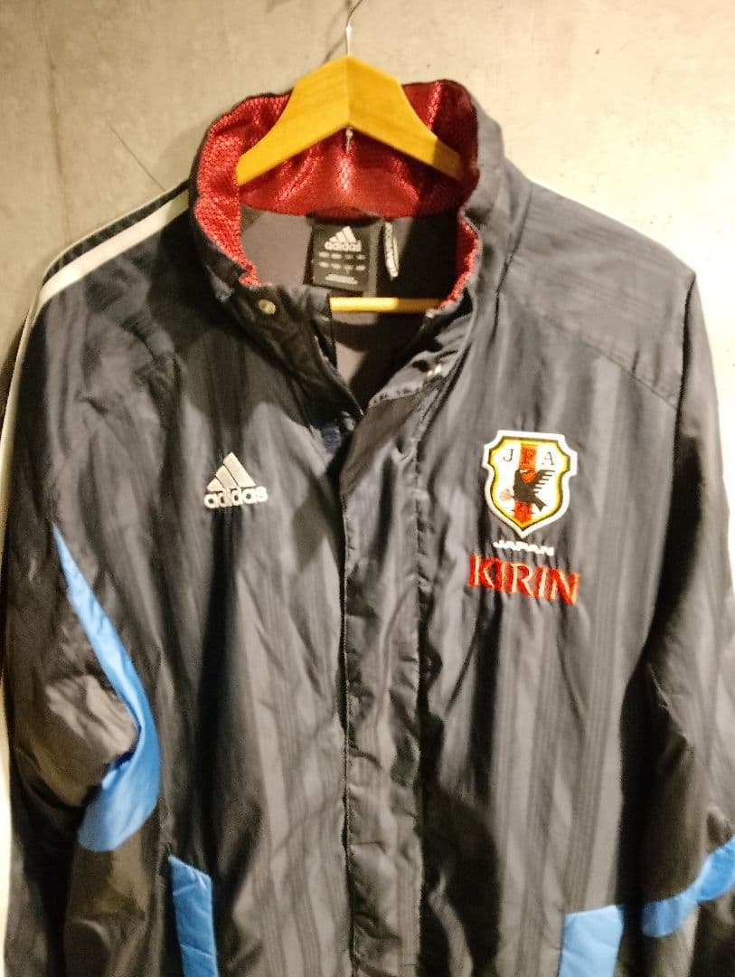 正規品大人気　日本代表　adidas JFA KIRIN ベンチコート　送料無料