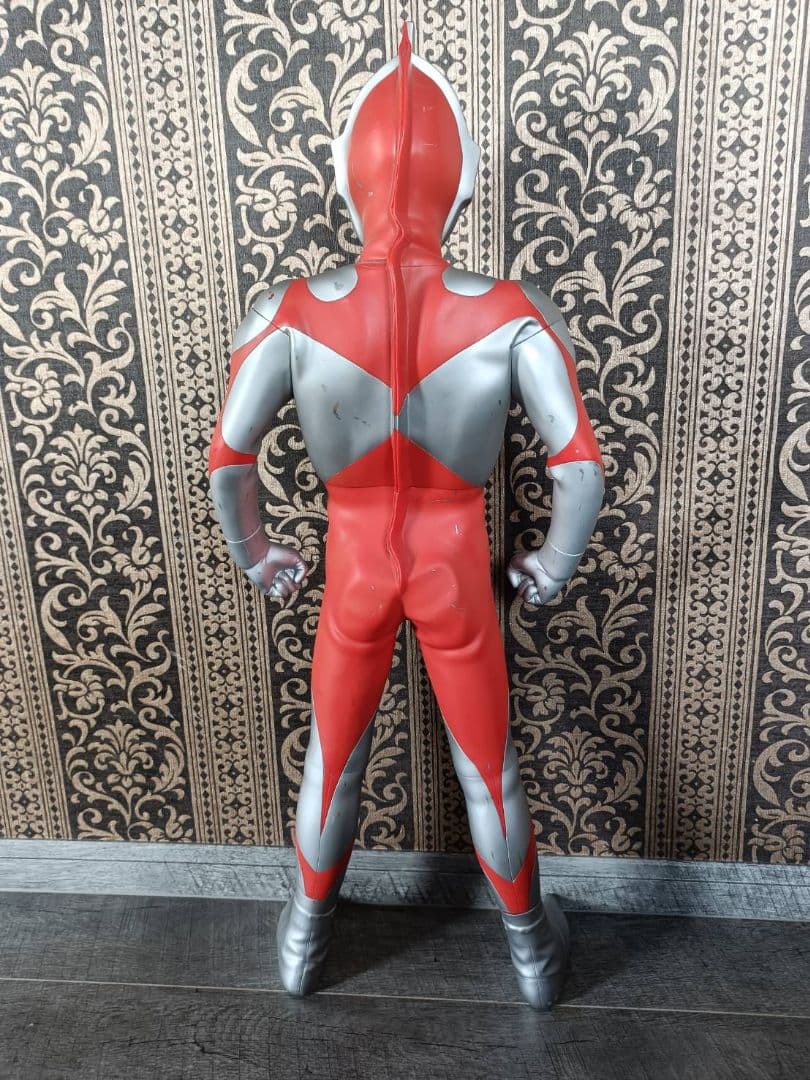 ウルトラマン 高さ80センチ フィギュア