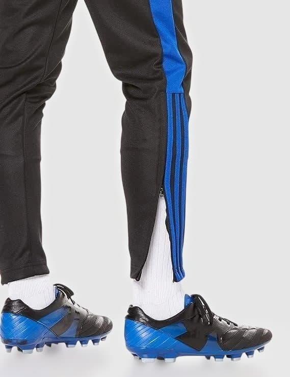 新品 adidasアディダス サッカージャージトレーニング上下ブラックメンズＸＬ