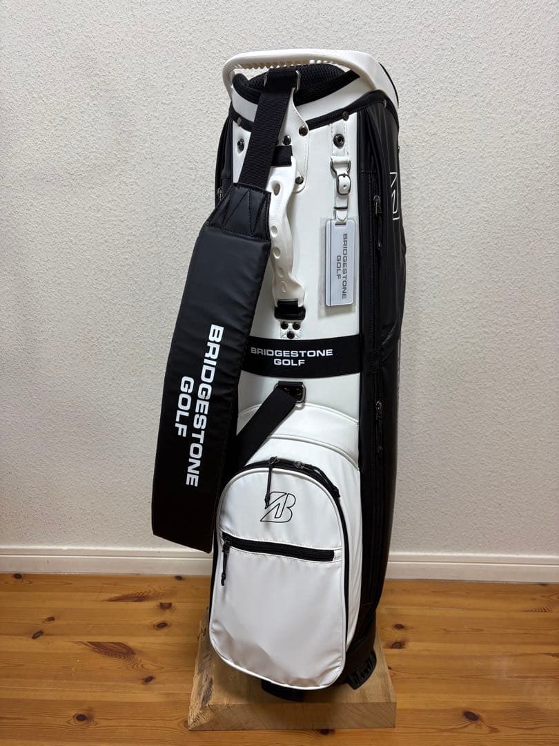 ⭐︎美品 BRIDGESTONE GOLF 軽量 キャディバッグ 9.5型 黒/白