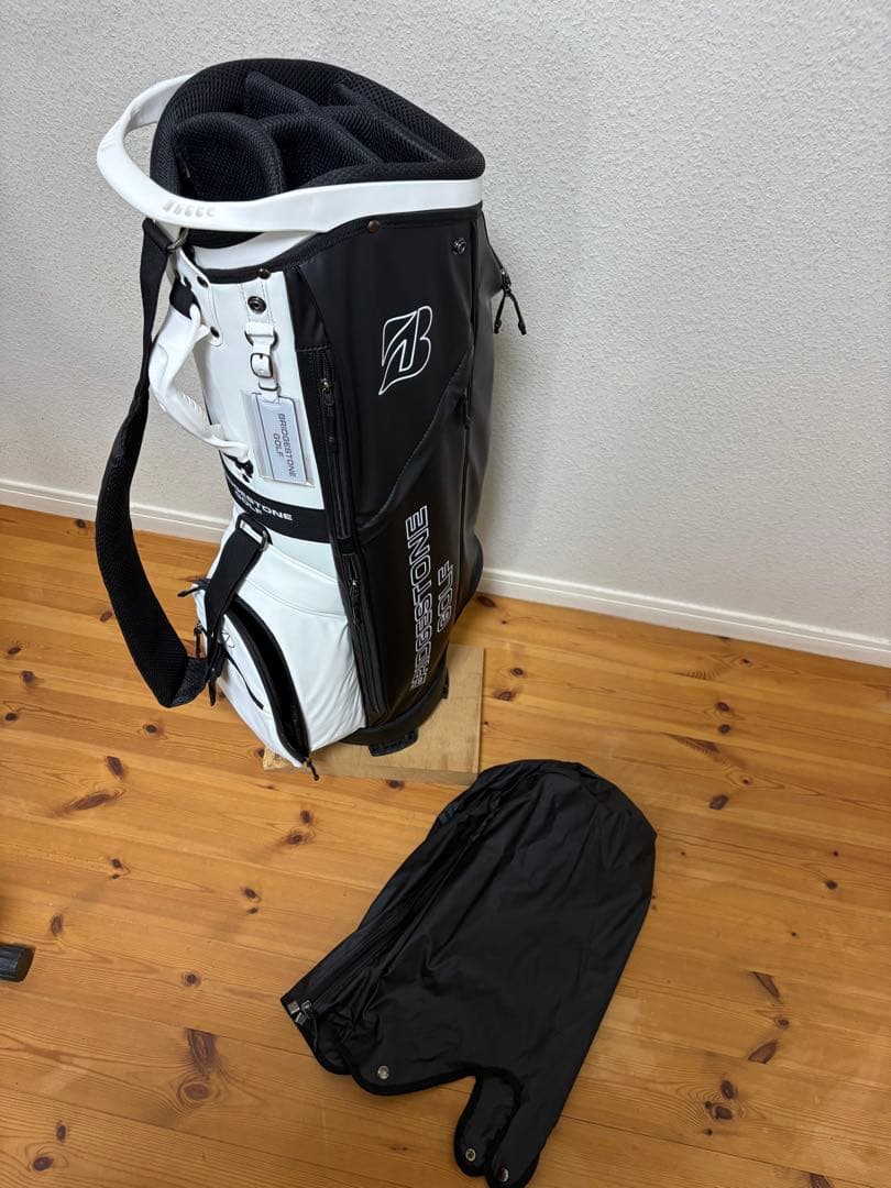 ⭐︎美品 BRIDGESTONE GOLF 軽量 キャディバッグ 9.5型 黒/白