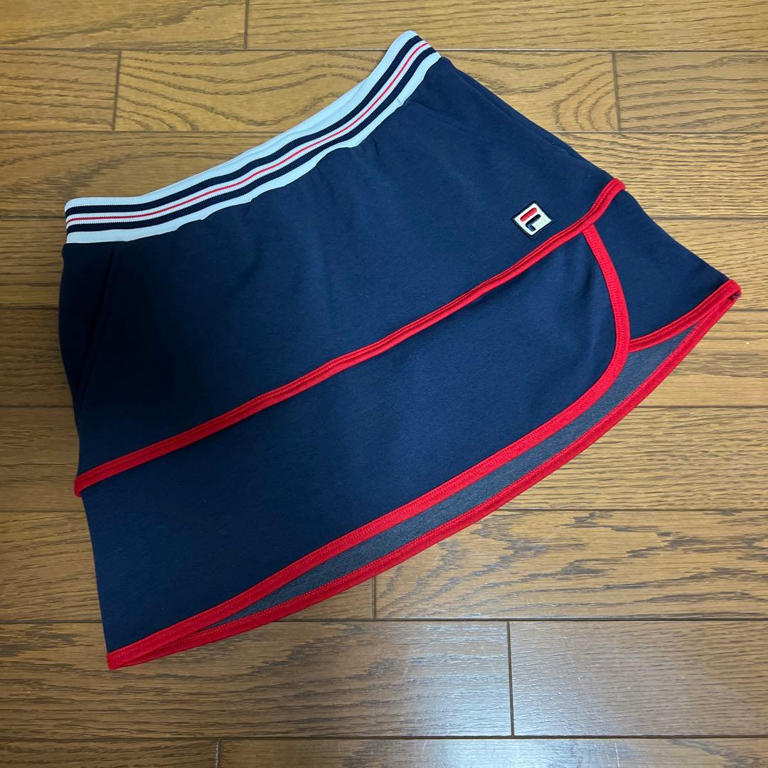 フィラ　上下セット　シャツM スコートS
