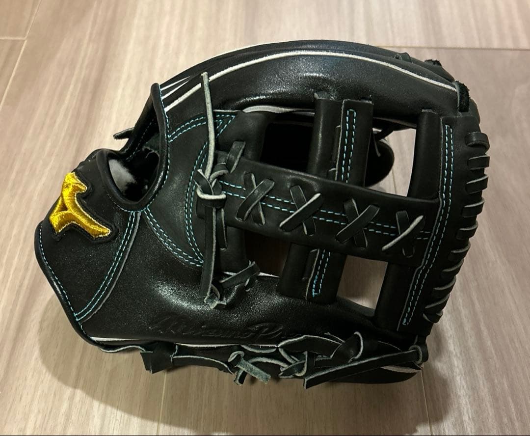 【新品未使用】Mizuno Pro ミズノ野球 グローブ 1AJGR23023