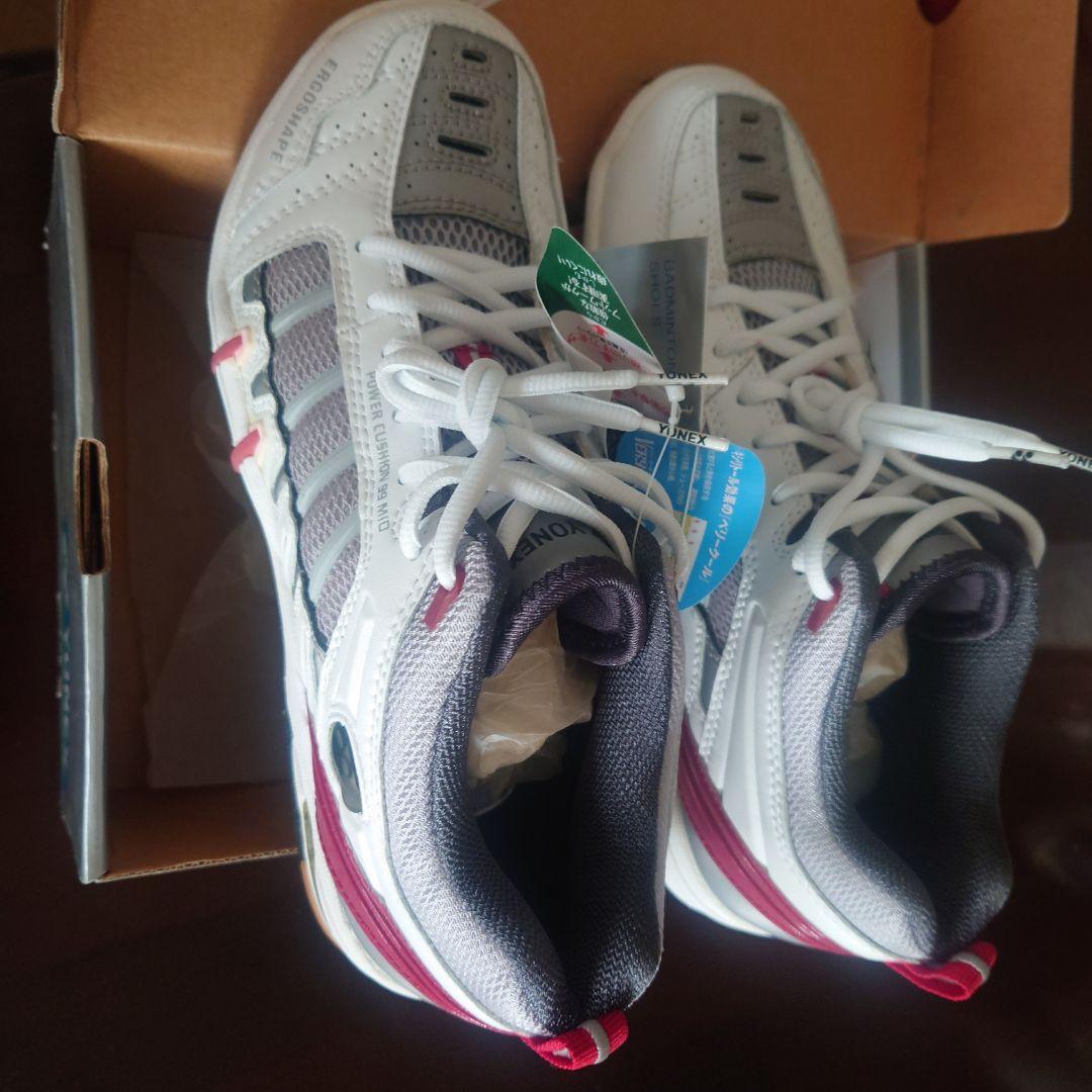 YONEX SHB-99MD メタリックレッド 26.0cm　未使用