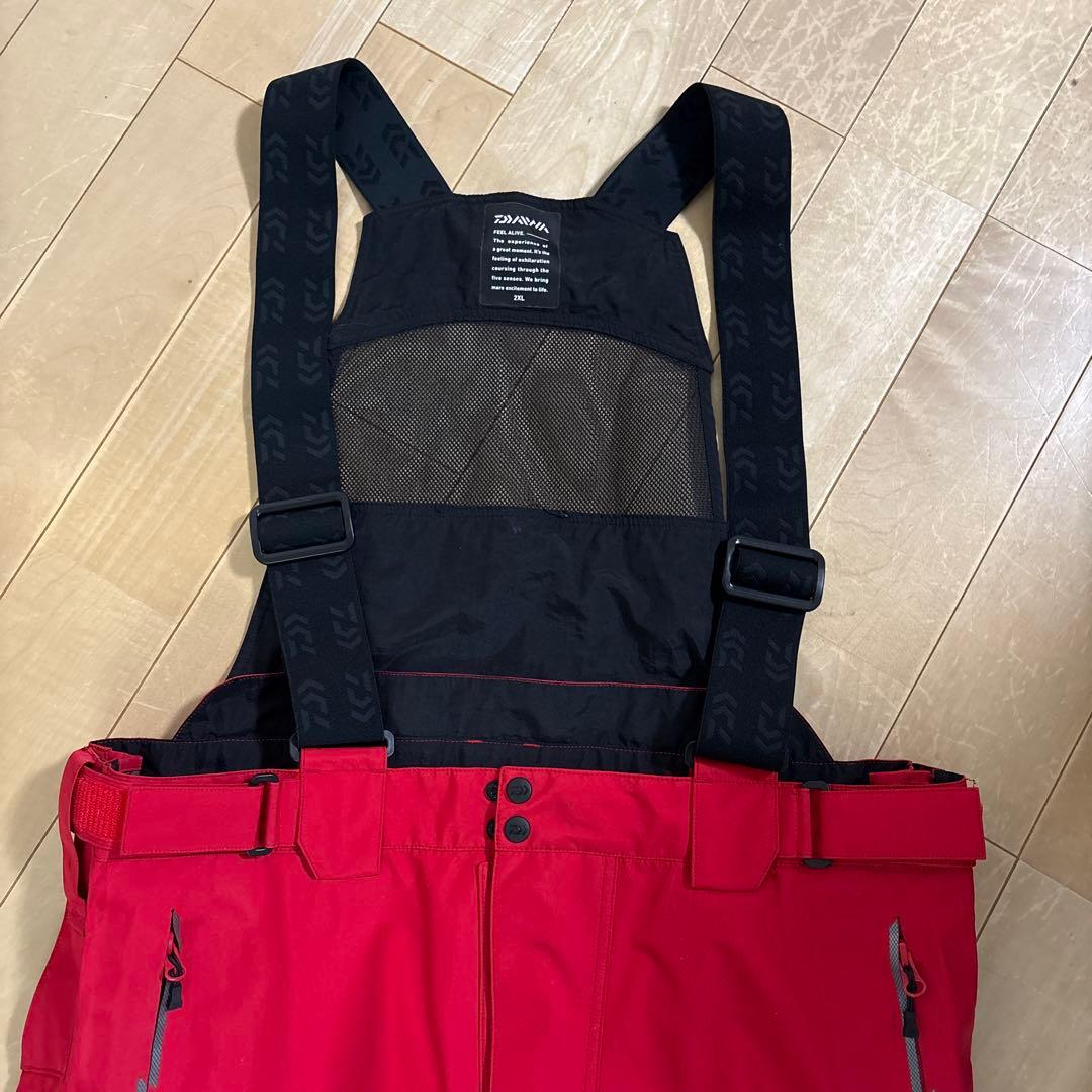 ☆美品☆ダイワ　ゴアテックスプロ　ストレッチレインスーツ　2XLサイズ　レッド