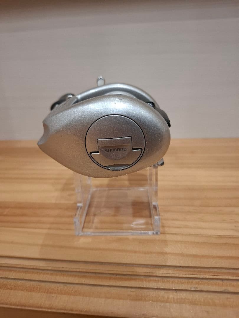 h*e様 スコーピオンメタニウムMg シルバー ベイトリール２台セット