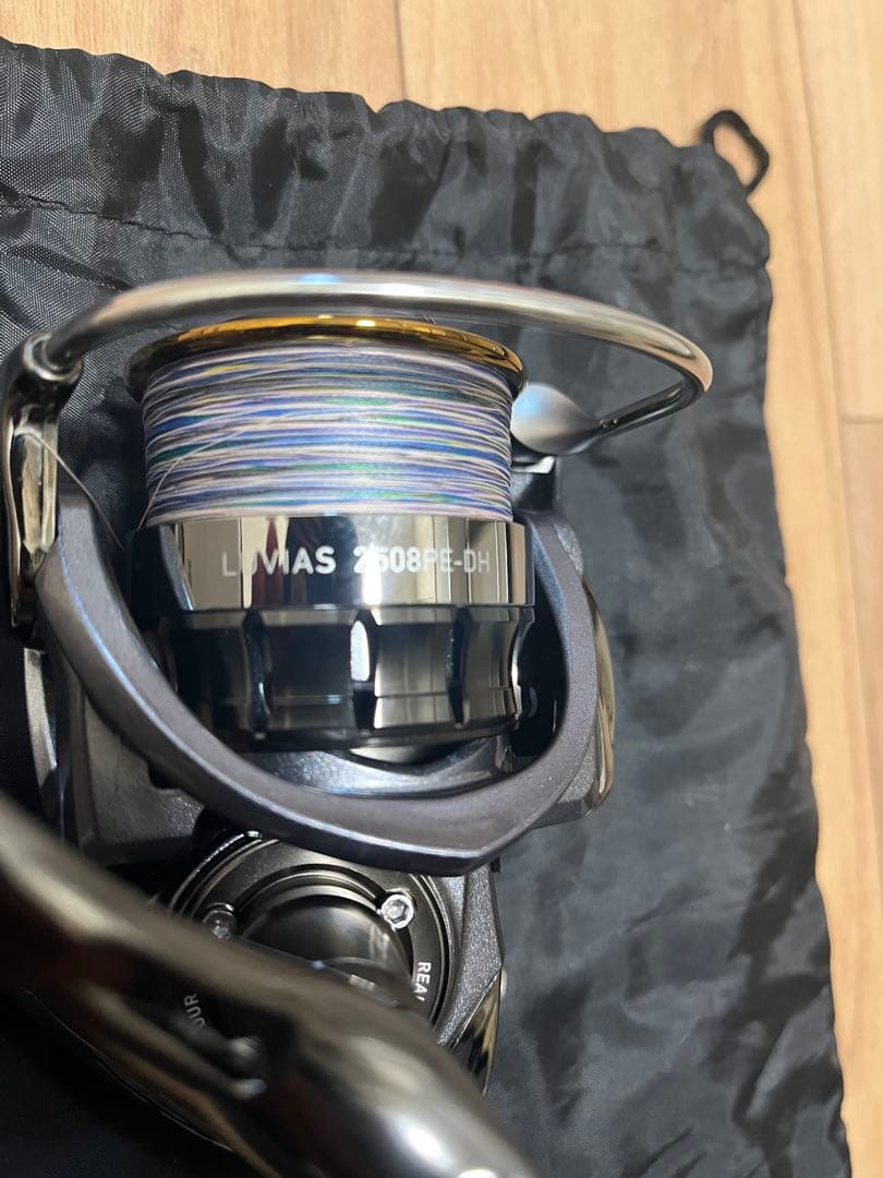 DAIWA LUVIAS 2508PE-DH スピニングリール
