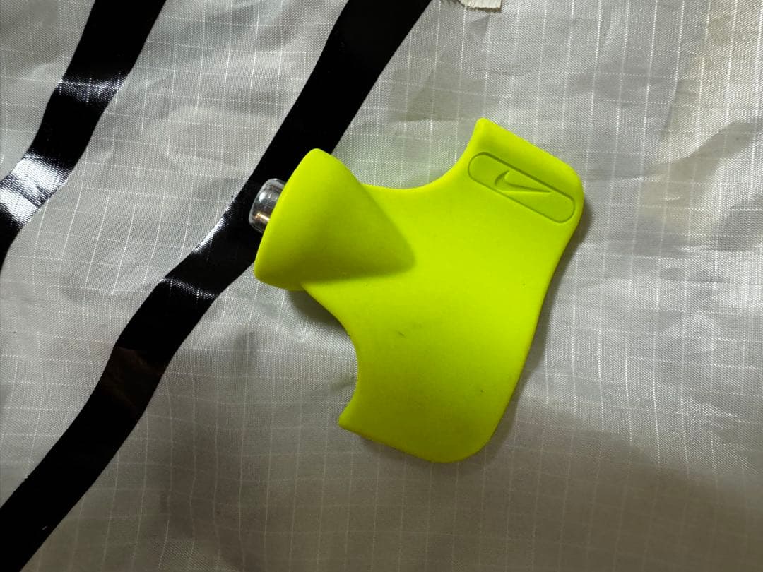 Nike 陸上競技用スパイク ピンク　ニードルピン付き　袋付き　レンチ付き
