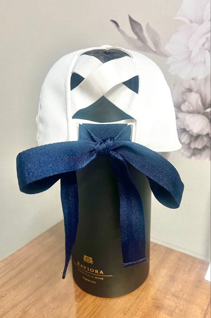 ★日本未販売★可愛い‼︎ 韓国で大人気‼︎★FJ ホワイトキャップ リボン付き