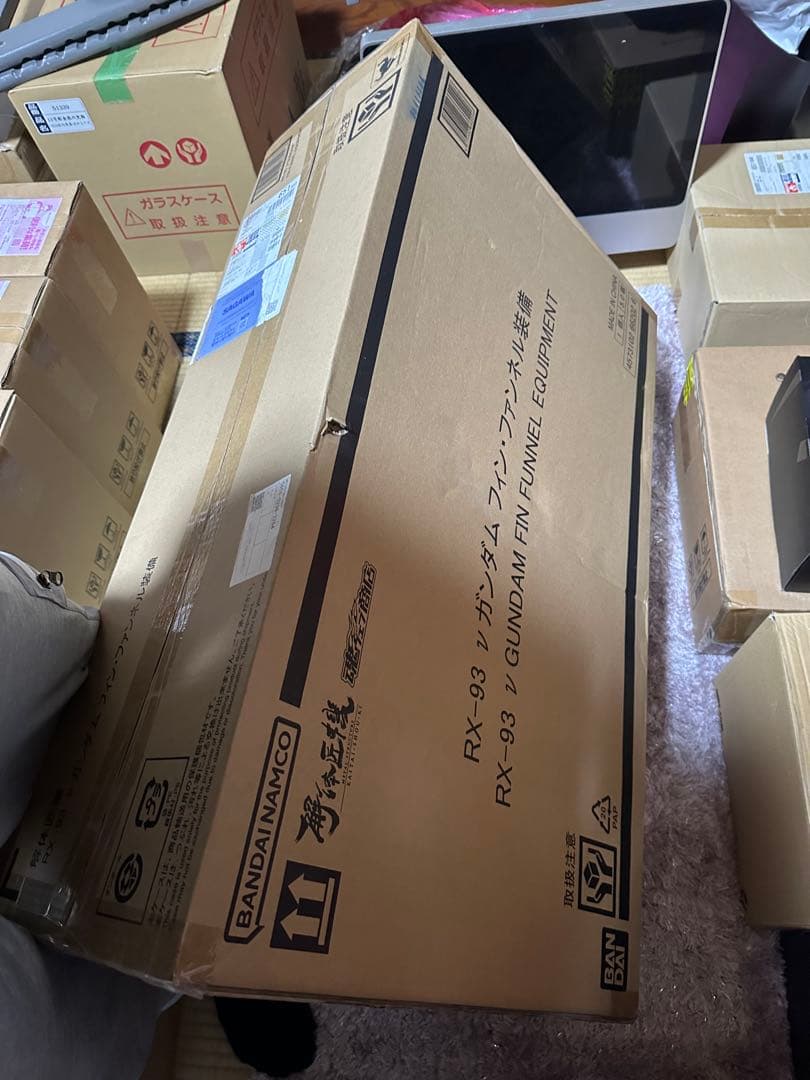 解体匠機 RX-93 νガンダム フィン・ファンネル装備