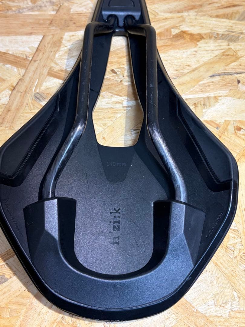 fizik vento argo R1 フィジーク 140mm