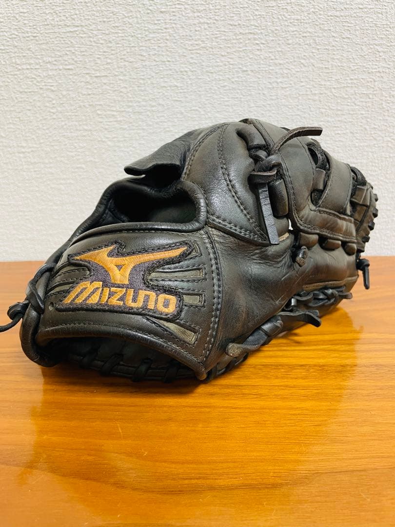 Mizuno ミズノ　黒 レザー グローブ 投手用　即戦力 軟式用
