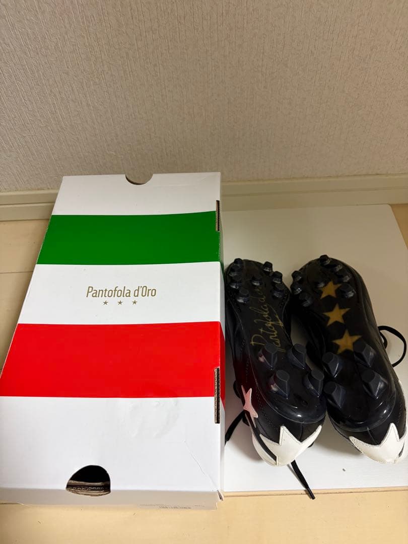 Pantofola d'Oro サッカースパイク　ブラック/ホワイト