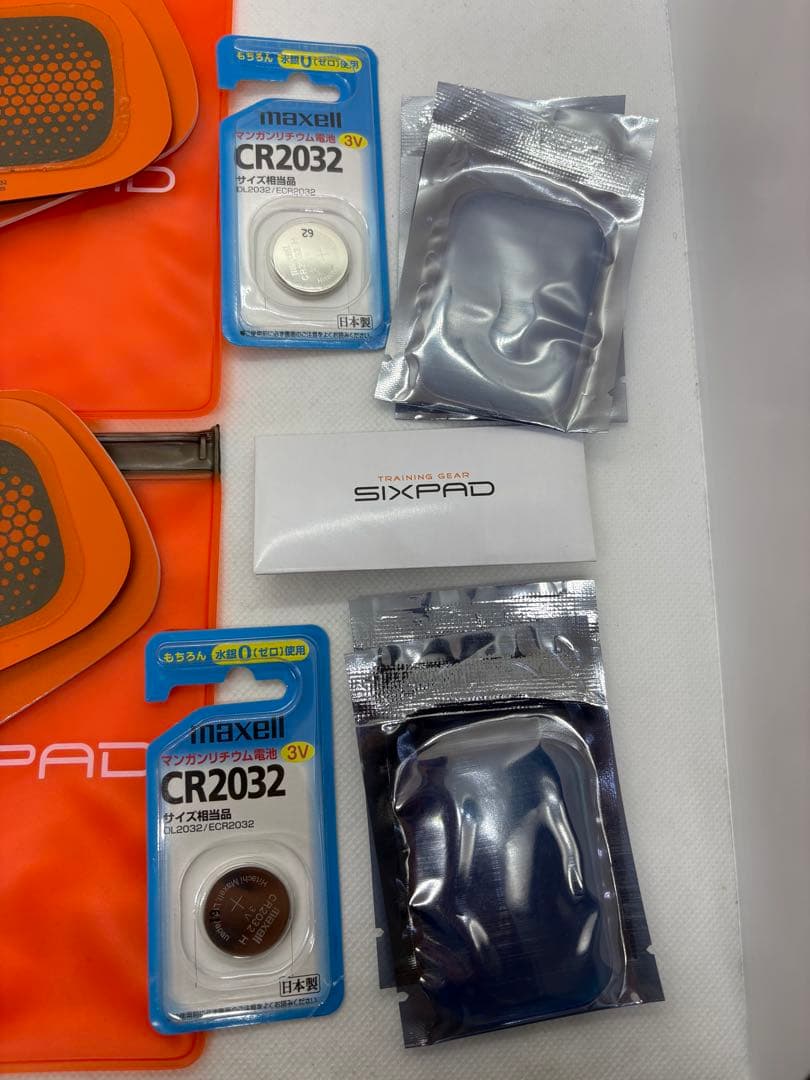 【美品】SIXPAD アブズフィット+ボディフィットジェル追加