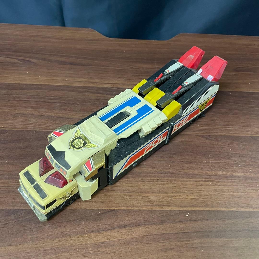 TAKARA 勇者警察 ジェイデッカー 警察合体 ファイヤージェイデッカー