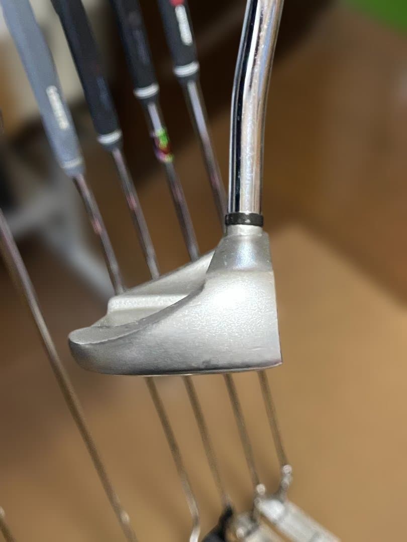 名器 ODYSSEY WHITE HOT #5 33インチ 純正カバー付