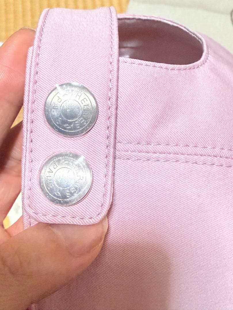 HERMES ピンク キャップ Hモチーフ 58