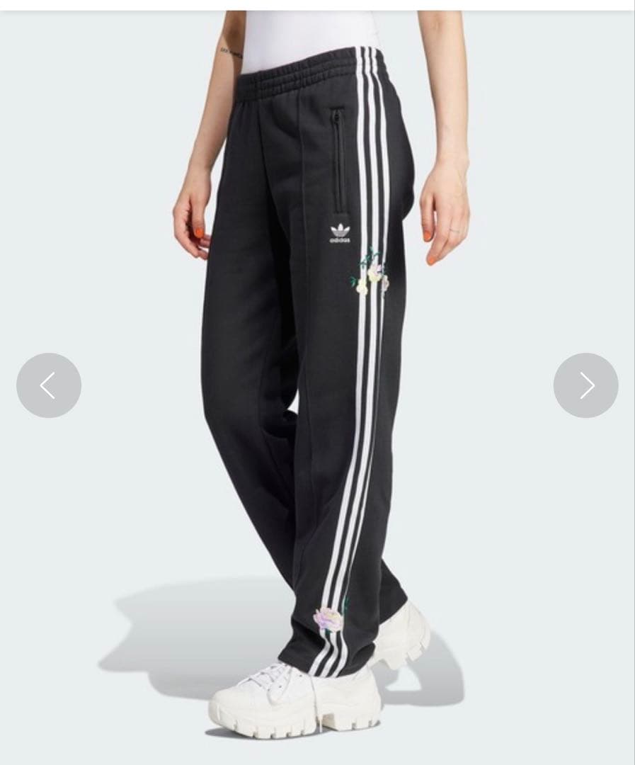 adidas アディダス フラワー刺しゅう入りパンツ サイズM