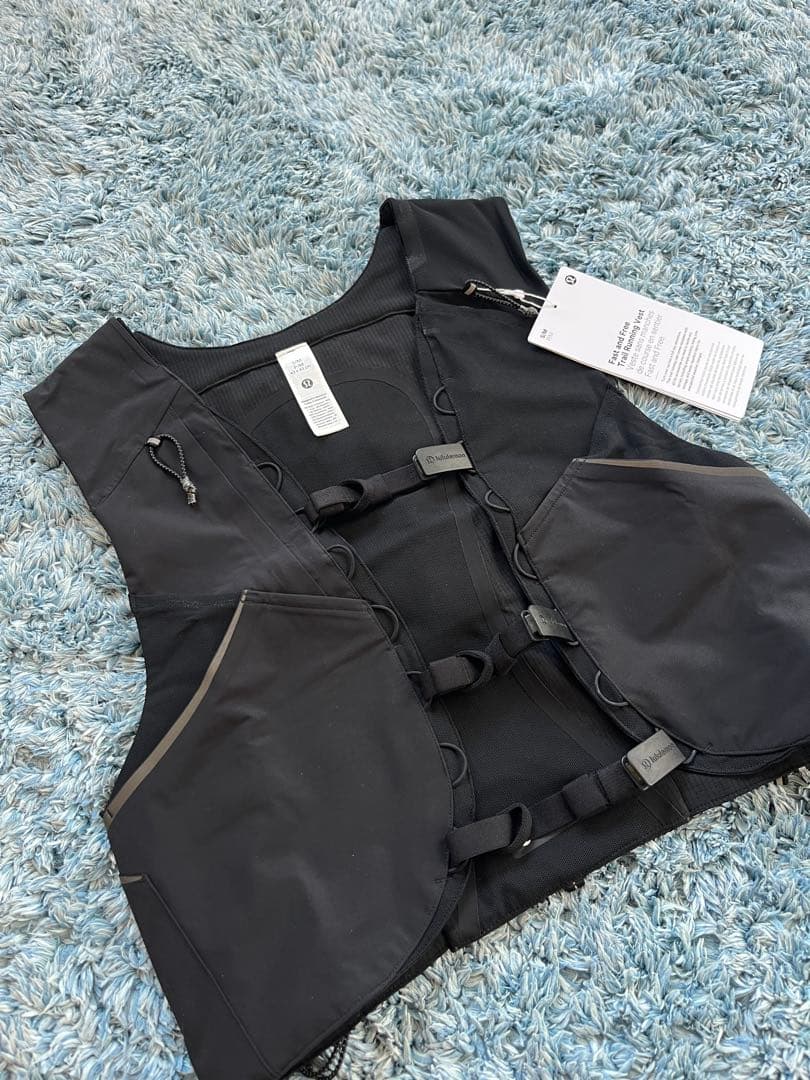 新品！Lululemon Fast and Free トレイル ランニングベスト