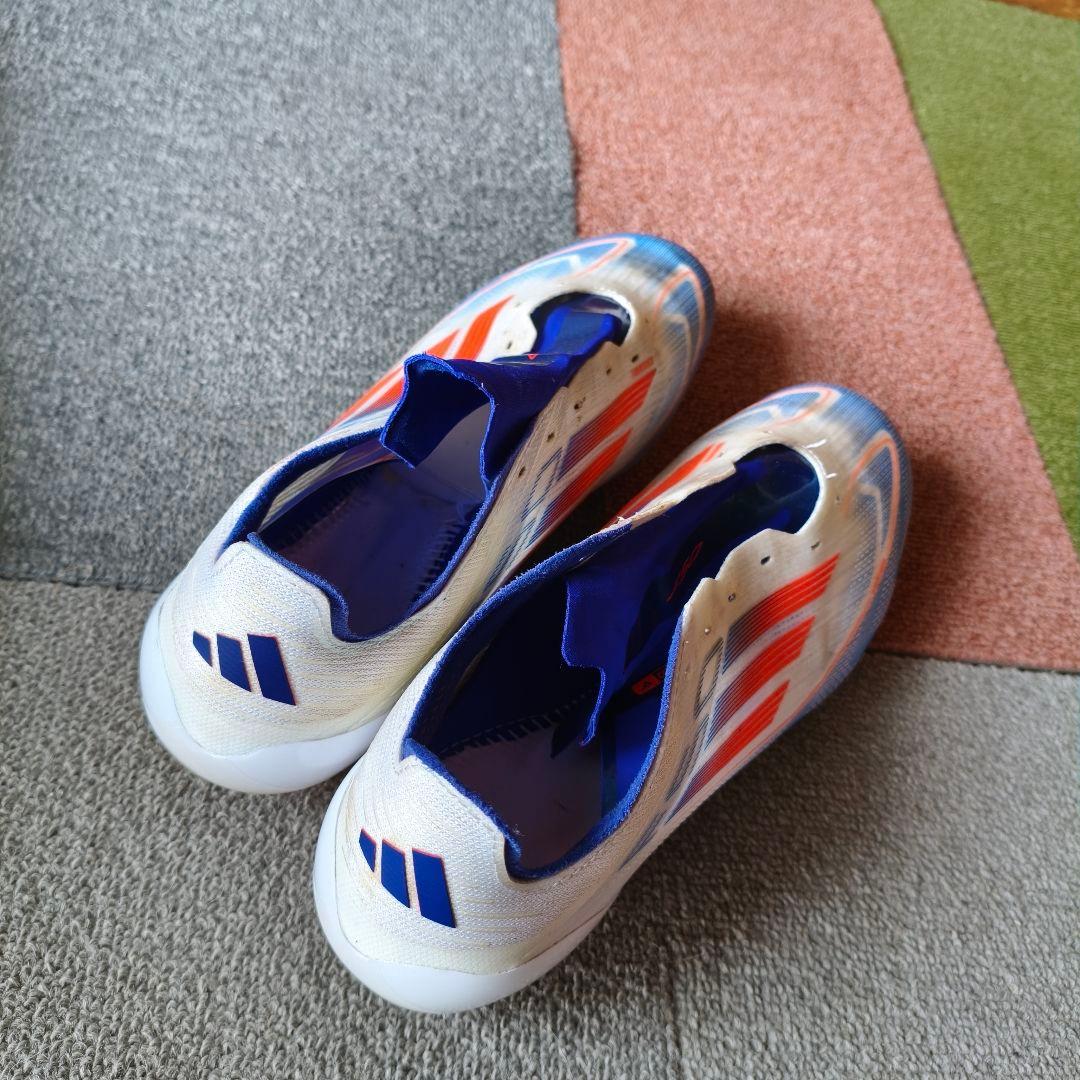 adidas F50 サッカーシューズ ホワイト/ブルー/オレンジ