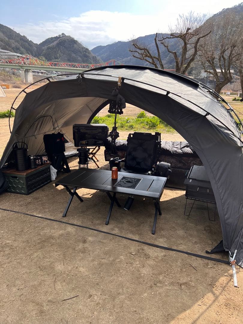 マウンテンハイカー　ドームテント　シェルターテント　ブラック