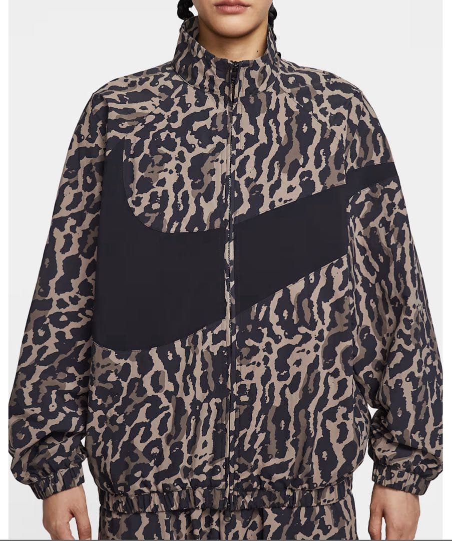 Nike ヒョウ柄 ウィンドブレーカー Mサイズ