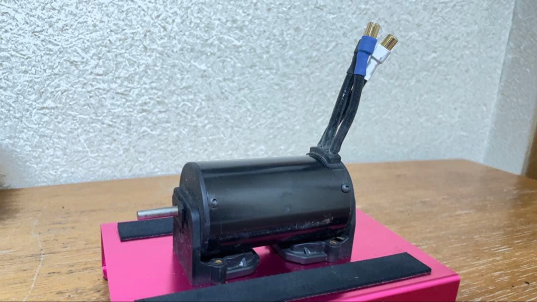 トラクサス 8セル/12セル対応 X-MAXX 純正ブラシレスモーター　巨大