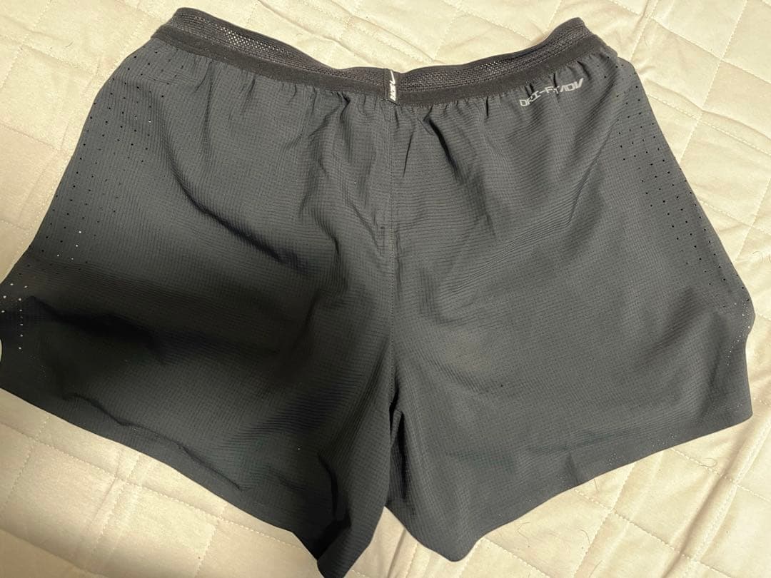 NIKE エアロスイフト　ショートパンツ